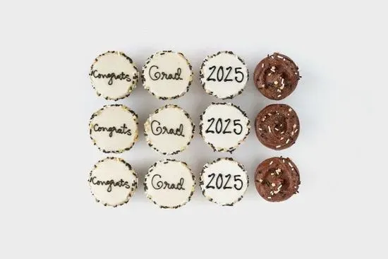 Congrats Grad Cupcake 12-box
