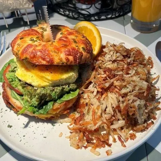 AvoVeggie & Cheddar Bagel