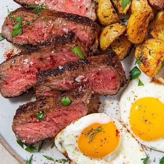 Steak 'n' Eggs