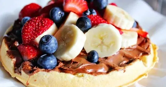 Nutella Banana Berries Waffle