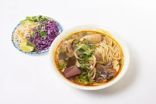 Bun Bo Hue (Beef/Pork)