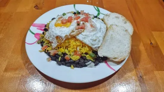 Huevos con arroz 