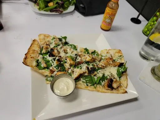 Lunch Chicken Alfredo Flatbread