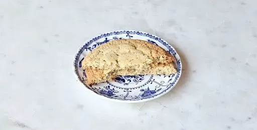 Vegan Lemon Poppyseed Cookie