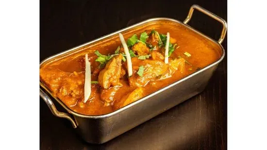 CHICKEN CURRY