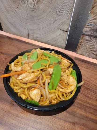 CHICKEN LO MEIN