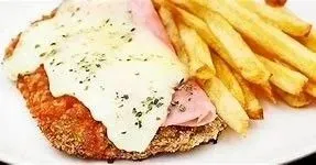 Milanesa a la Napolitana with ham & cheese