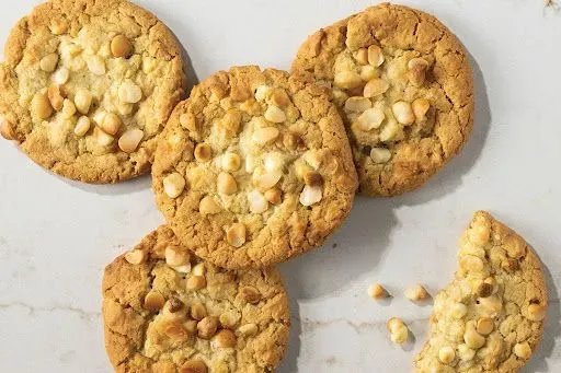 Macadamia Nut Cookie
