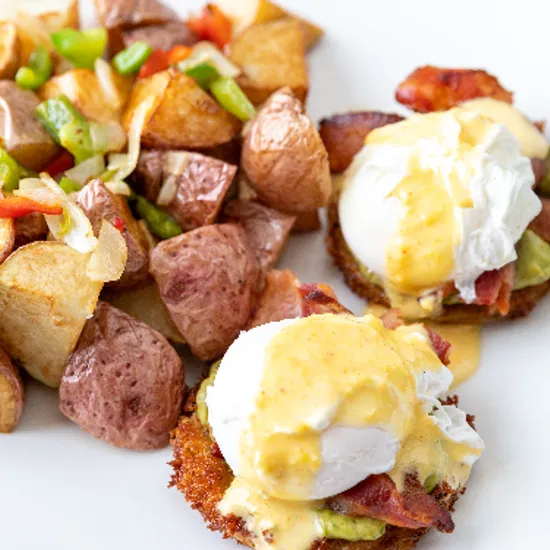 FRIED GREEN TOMATO BENEDICT