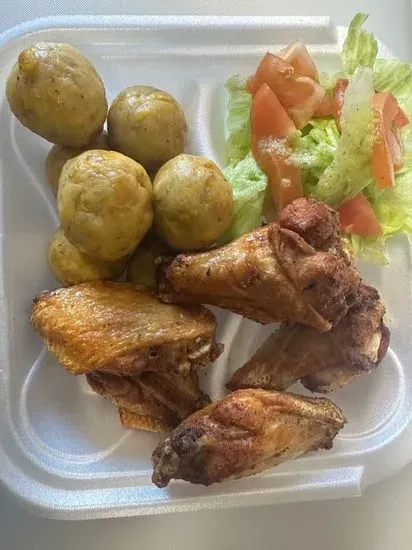 Mofongo de Alitas / Chicken Wings Mofongo