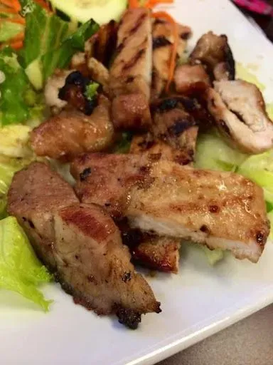 Grilled Pork Salad