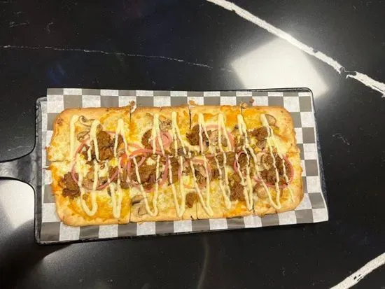 Garlic Aioli Brisket Flatbread