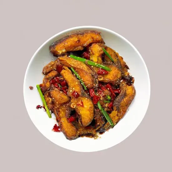 F4. Spicy Fish Chunks / F4. 香辣鱼块