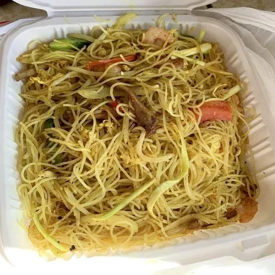 O7. Singapore Style Fried Rice Noodle