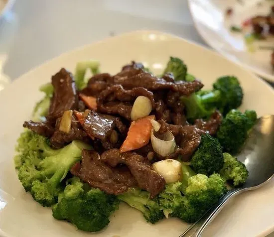 J3. Sauteed Beef with Broccoli