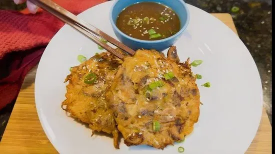 C15. . Beef Egg Foo Young