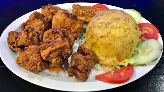 Chicharron de Pollo con mofongo