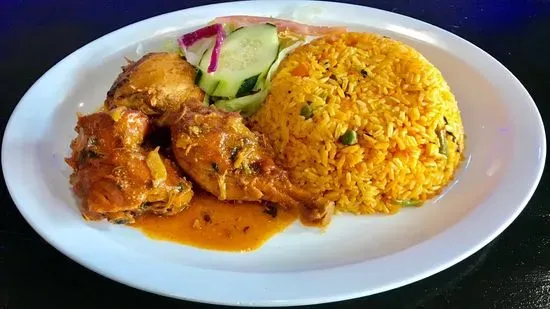 Pollo Guisado, /Stew chicken 