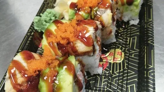 Green Dragon Roll (8 pcs)