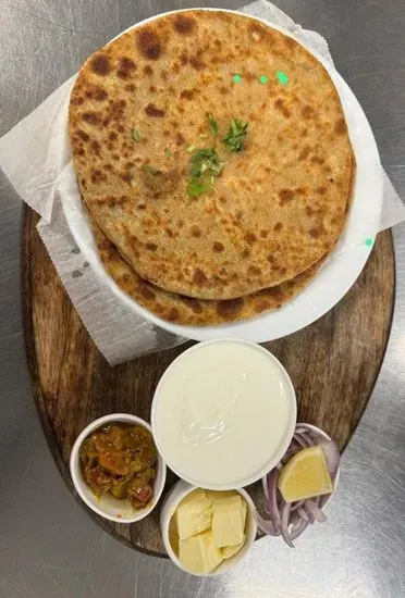 Aloo Paratha (Desi Ghee)