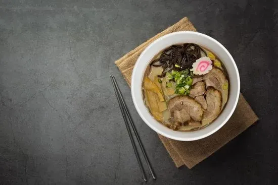 TONKOTSU RAMEN