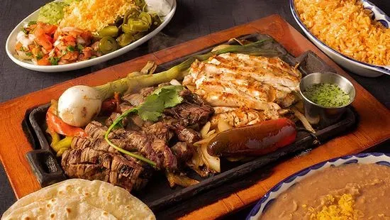 1/2 lb Combo Fajitas