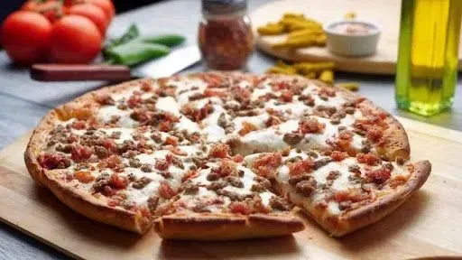 GF Cheeseburger Pizza