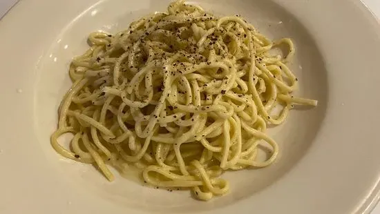 Spaghetti Cacio Pepe Al Piacere D'Arye