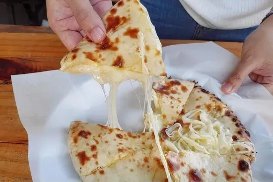 Cheese Naan