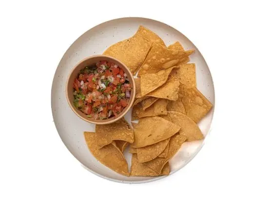 Pico De Gallo & Chips