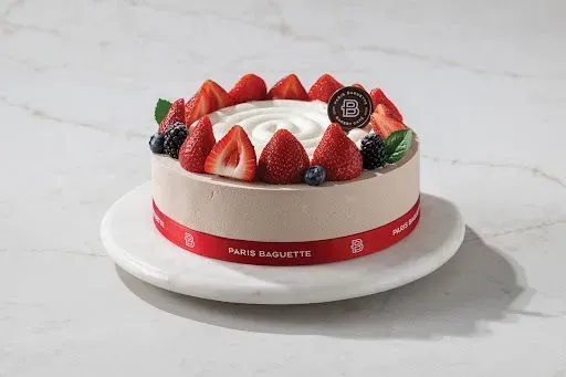 Chocolate Strawberry Cake