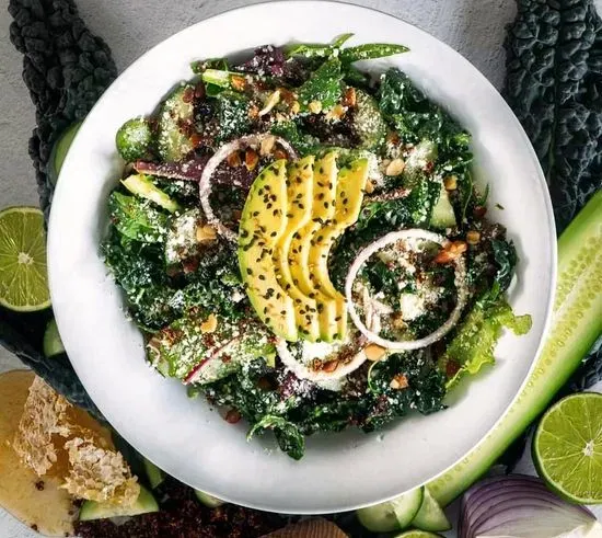 Kale Quinoa Crunch Salad