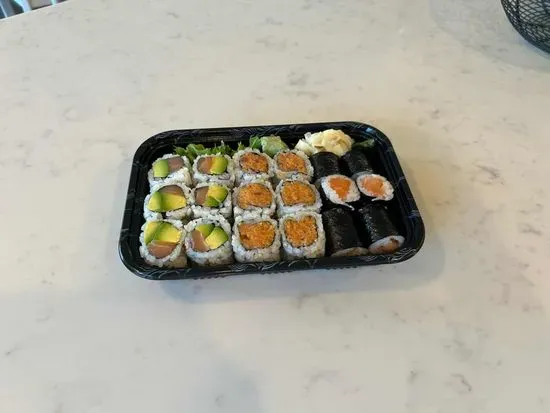 Salmon avocado roll