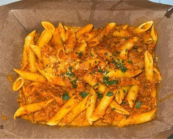 Penne Bolognese Rose