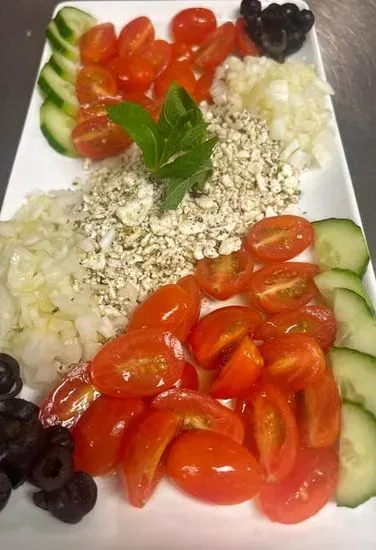 Feta cheese with tomato & thyme