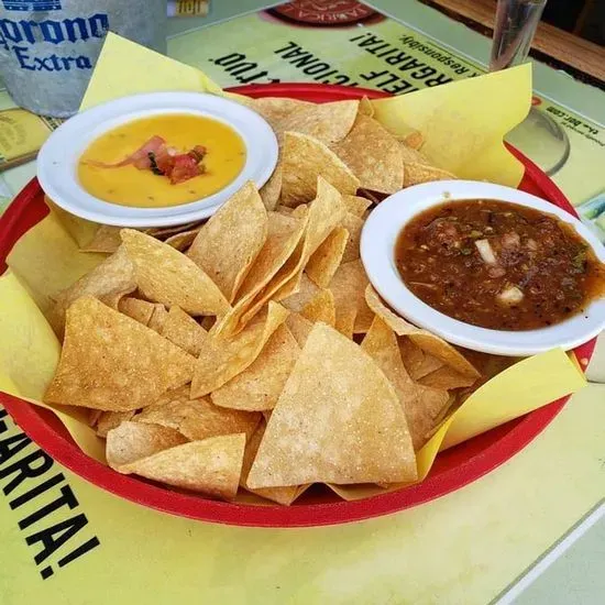 Chips & Salsa