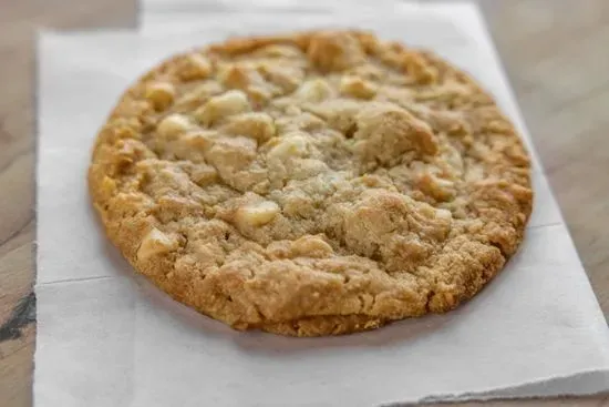 White Choc. Macadamia Cookie