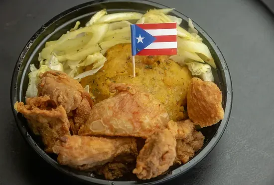 Chicharrones de Pollo / Fried Chicken