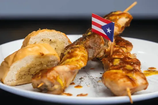 Pincho de Pollo / Grilled Chicken Skewers