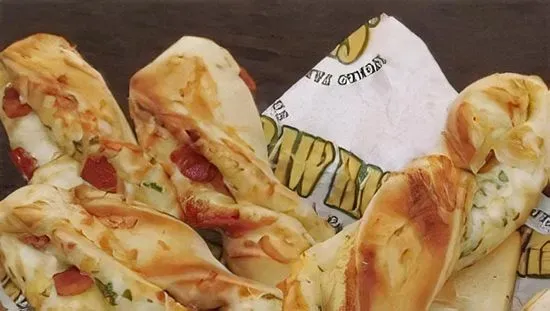 Bacon & Cheese Groovy Twists™