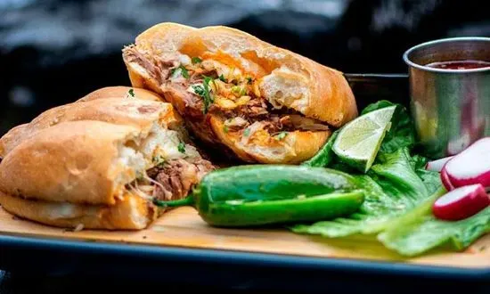 Lunch Birria Torta
