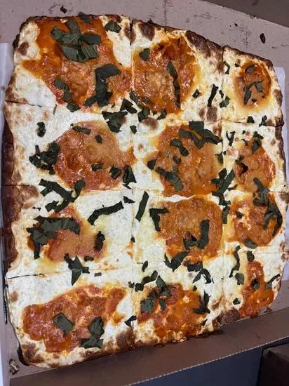 GRANDMA PIZZA