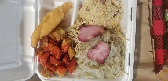 2. Sweet and Sour Chicken Combo Plate