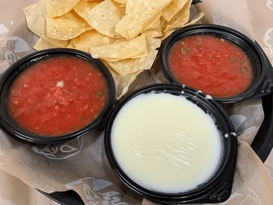 Chips, Salsa & Queso