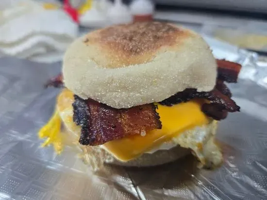 Bacon Eggs Cheese Muffin