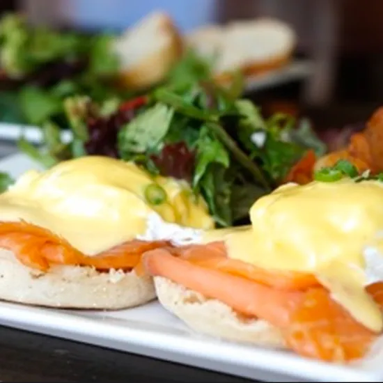 Smoked Salmon Benny