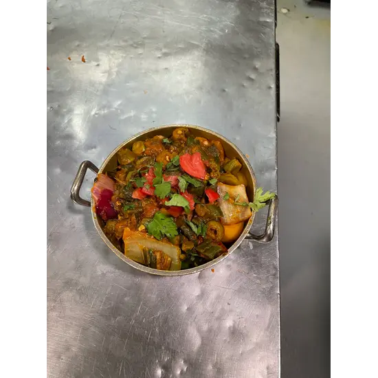 Bhindi do pyaza