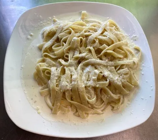 Fettuccini Alfredo