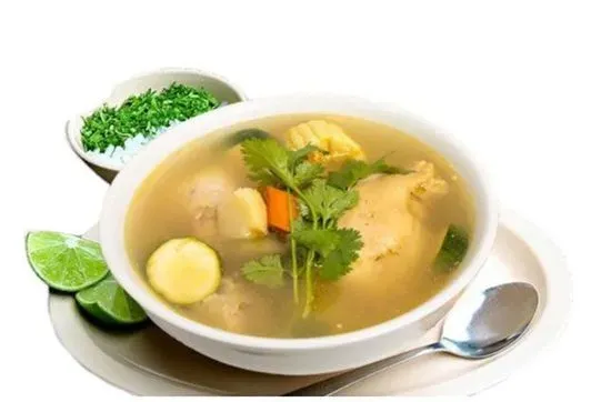 Caldo de Pollo