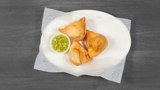 Veg Samosas (3 Pieces)